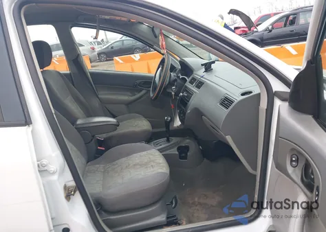 2005 Ford Focus Zx4 z USA, uszkodzony, nr VIN 1FAFP34NX5W223041